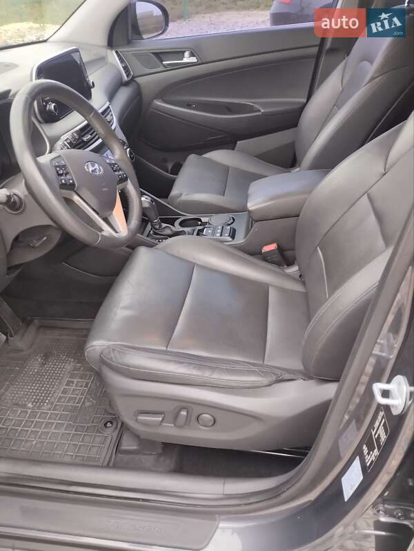 Позашляховик / Кросовер Hyundai Tucson 2019 в Рівному фото 24 Позашляховик / Кросовер Hyundai Tucson 2019 в Рівному