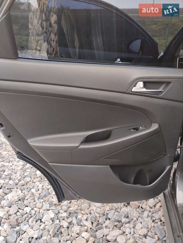 Позашляховик / Кросовер Hyundai Tucson 2019 в Рівному фото 28 Позашляховик / Кросовер Hyundai Tucson 2019 в Рівному