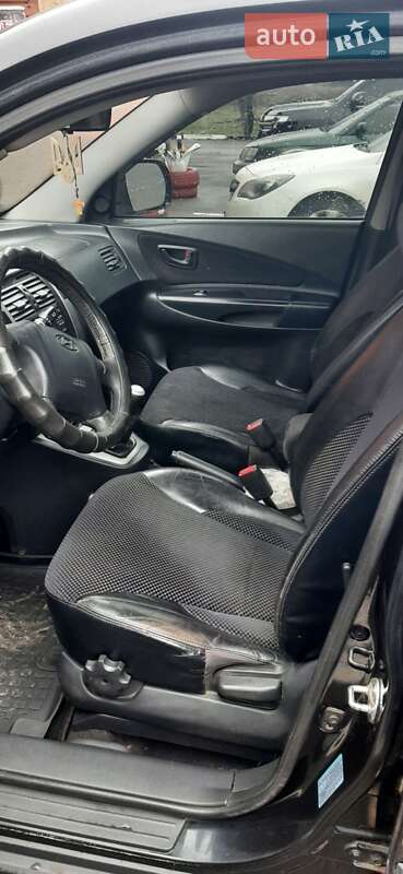 Внедорожник / Кроссовер Hyundai Tucson 2011 в Люботине