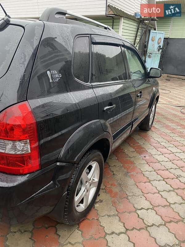 Позашляховик / Кросовер Hyundai Tucson 2006 в Рівному фото 12 Позашляховик / Кросовер Hyundai Tucson 2006 в Рівному