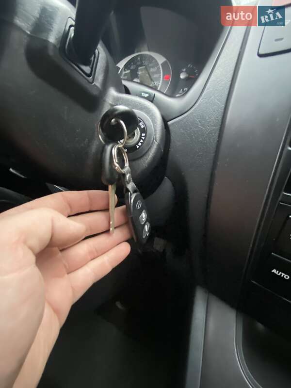 Позашляховик / Кросовер Hyundai Tucson 2006 в Рівному фото 25 Позашляховик / Кросовер Hyundai Tucson 2006 в Рівному