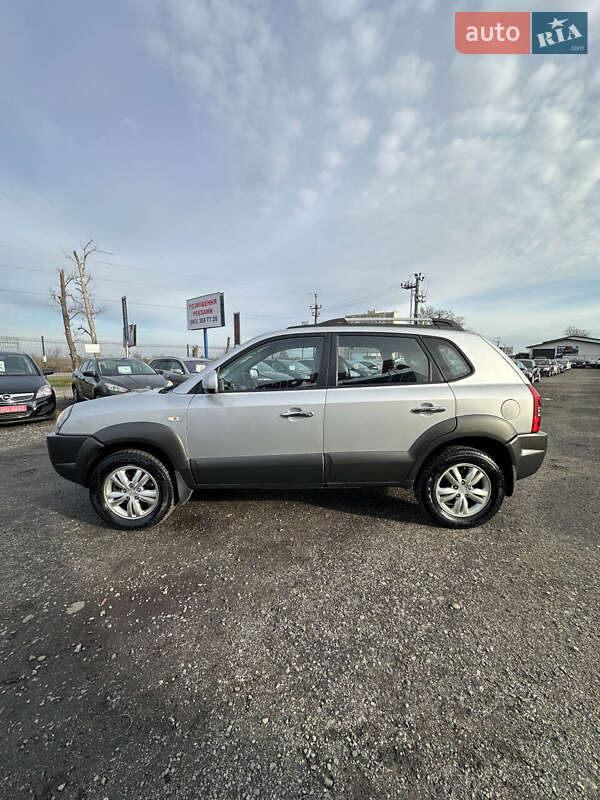 Позашляховик / Кросовер Hyundai Tucson 2012 в Білогородці