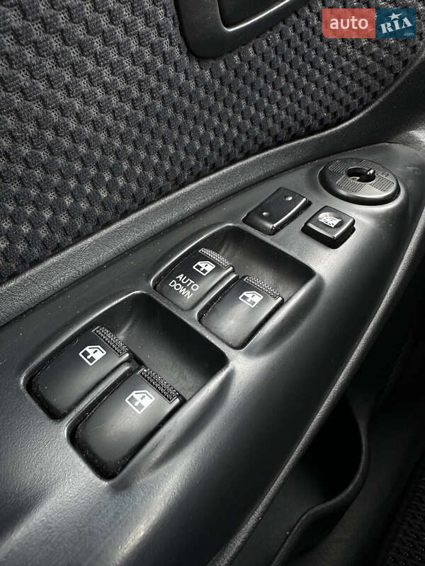 Позашляховик / Кросовер Hyundai Tucson 2012 в Білогородці