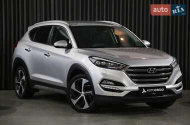 Позашляховик / Кросовер Hyundai Tucson 2016 в Києві
