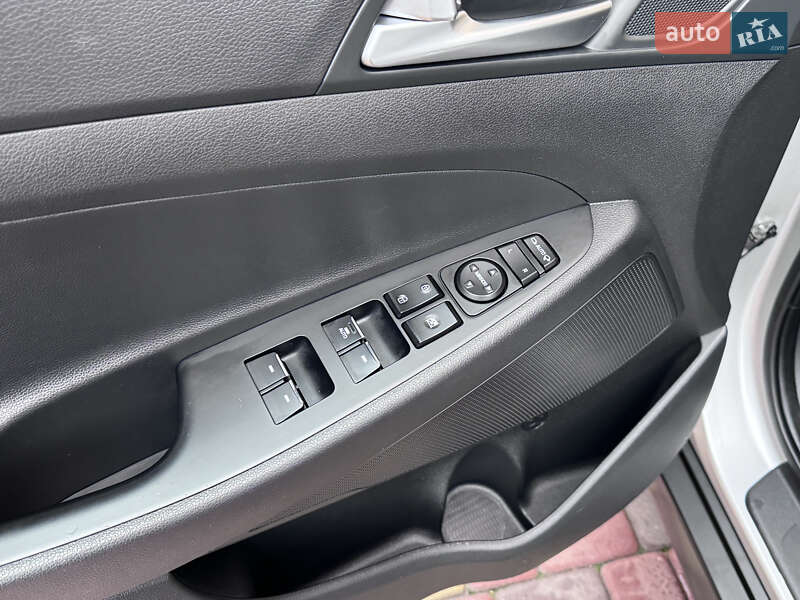 Внедорожник / Кроссовер Hyundai Tucson 2016 в Виннице фото 15 Внедорожник / Кроссовер Hyundai Tucson 2016 в Виннице