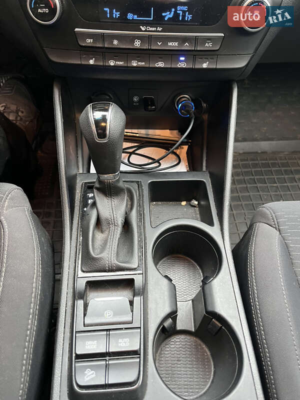 Внедорожник / Кроссовер Hyundai Tucson 2018 в Киеве фото 32 Внедорожник / Кроссовер Hyundai Tucson 2018 в Киеве