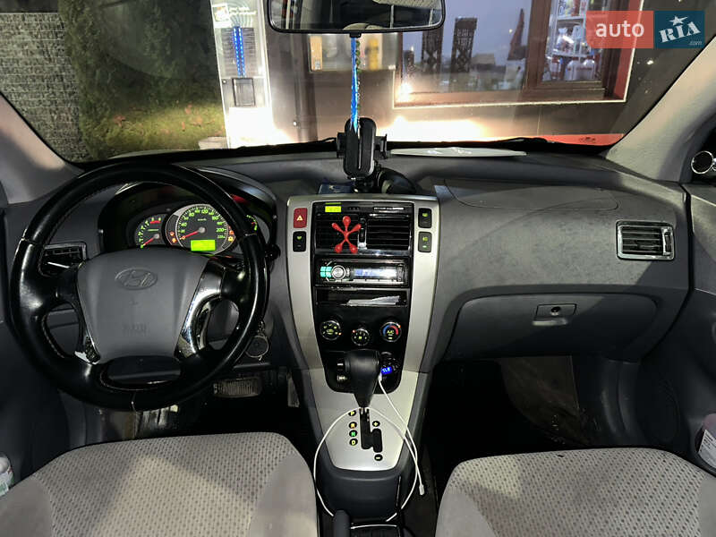 Внедорожник / Кроссовер Hyundai Tucson 2004 в Самборе