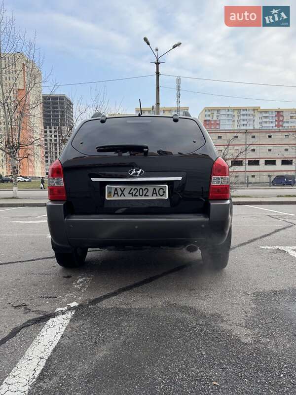 Позашляховик / Кросовер Hyundai Tucson 2009 в Харкові фото 4 Позашляховик / Кросовер Hyundai Tucson 2009 в Харкові