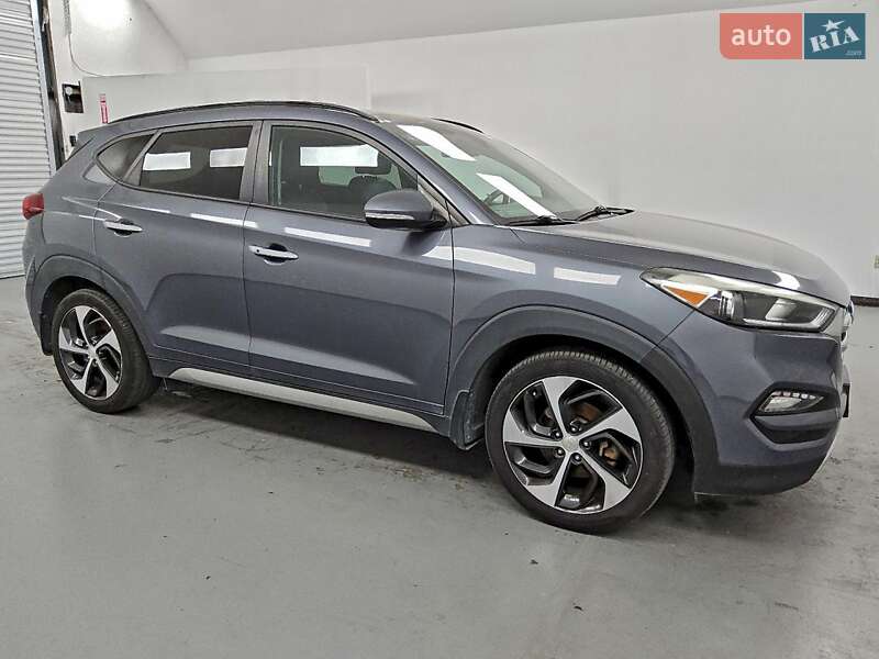 Внедорожник / Кроссовер Hyundai Tucson 2017 в Полтаве фото 2 Внедорожник / Кроссовер Hyundai Tucson 2017 в Полтаве