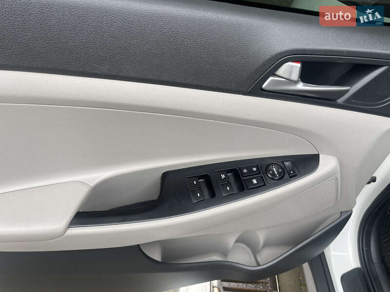 Позашляховик / Кросовер Hyundai Tucson 2018 в Одесі