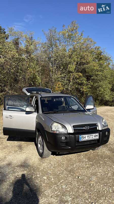 Позашляховик / Кросовер Hyundai Tucson 2009 в Одесі фото 3 Позашляховик / Кросовер Hyundai Tucson 2009 в Одесі