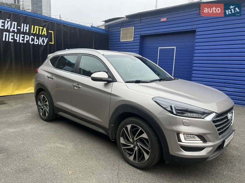 Позашляховик / Кросовер Hyundai Tucson 2019 в Києві