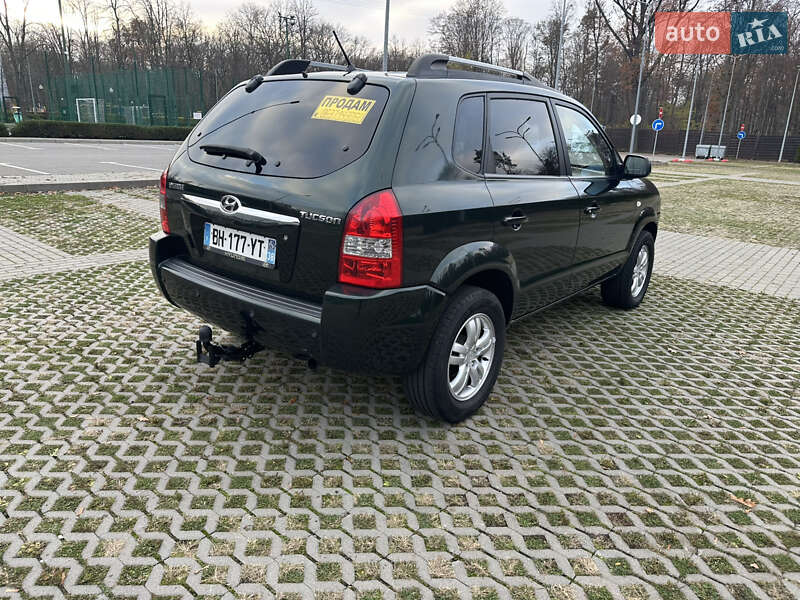 Позашляховик / Кросовер Hyundai Tucson 2008 в Харкові фото 5 Позашляховик / Кросовер Hyundai Tucson 2008 в Харкові