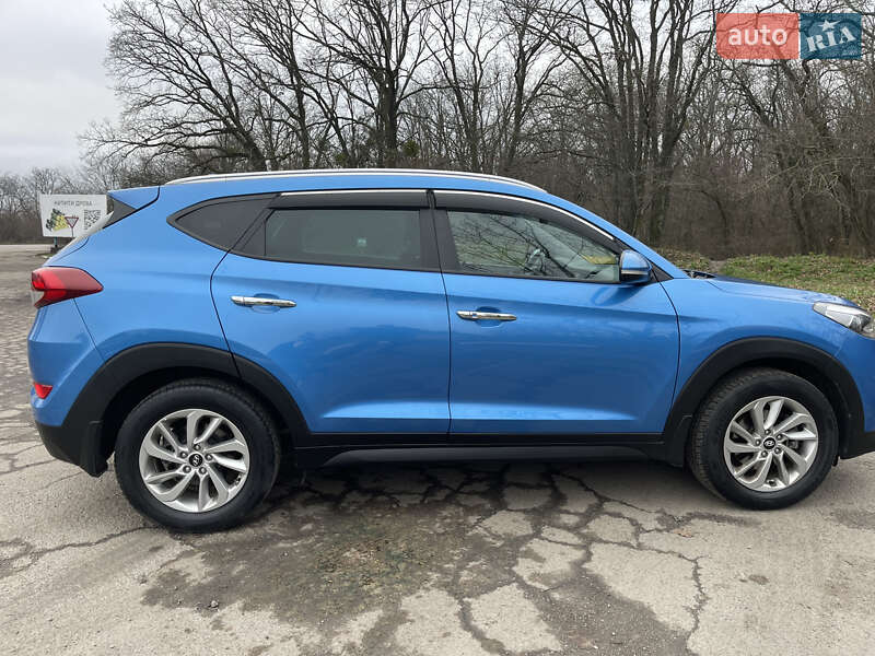 Внедорожник / Кроссовер Hyundai Tucson 2017 в Новоархангельске