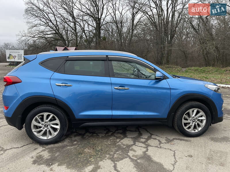 Внедорожник / Кроссовер Hyundai Tucson 2017 в Новоархангельске