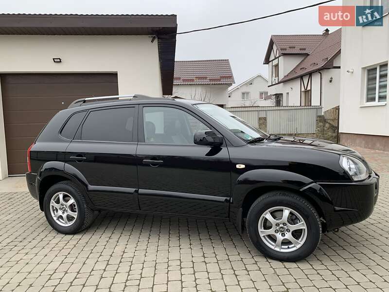 Внедорожник / Кроссовер Hyundai Tucson 2009 в Ивано-Франковске фото 7 Внедорожник / Кроссовер Hyundai Tucson 2009 в Ивано-Франковске