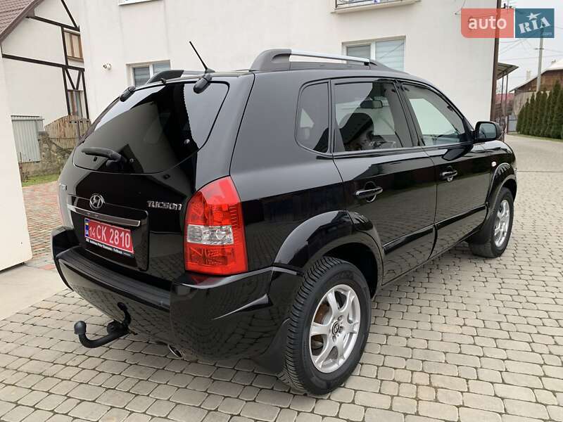 Внедорожник / Кроссовер Hyundai Tucson 2009 в Ивано-Франковске фото 9 Внедорожник / Кроссовер Hyundai Tucson 2009 в Ивано-Франковске