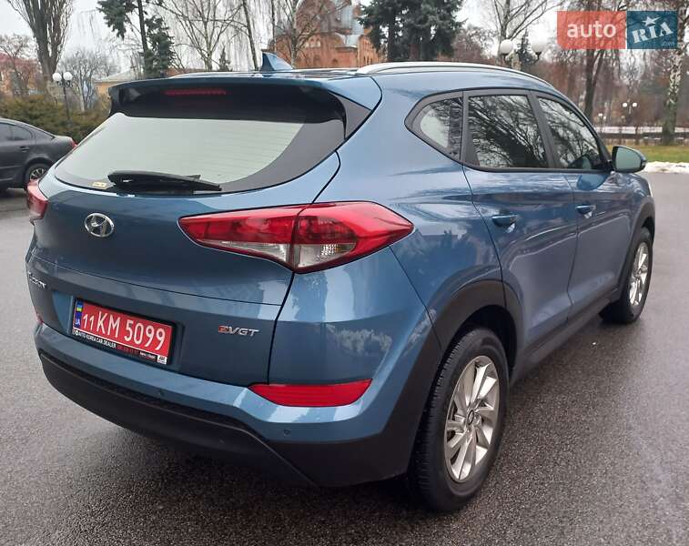 Внедорожник / Кроссовер Hyundai Tucson 2016 в Киеве