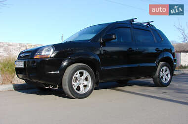 Позашляховик / Кросовер Hyundai Tucson 2009 в Одесі