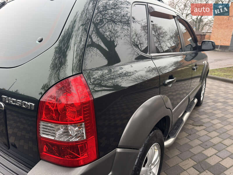 Позашляховик / Кросовер Hyundai Tucson 2008 в Лубнах