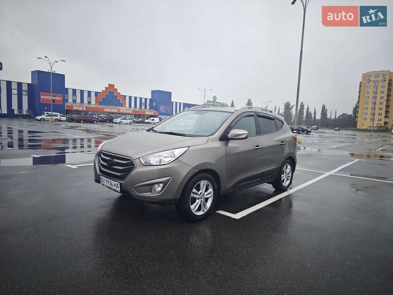 Внедорожник / Кроссовер Hyundai Tucson 2013 в Каменец-Подольском