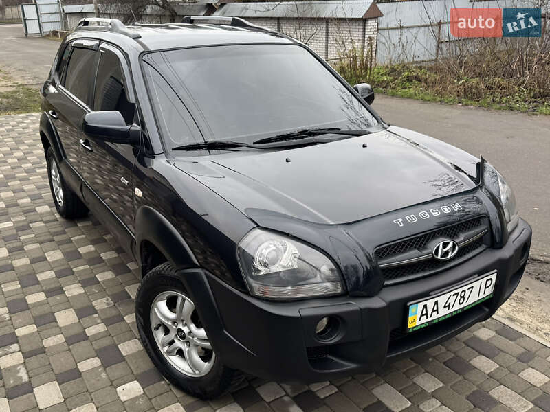 Позашляховик / Кросовер Hyundai Tucson 2008 в Києві фото 4 Позашляховик / Кросовер Hyundai Tucson 2008 в Києві