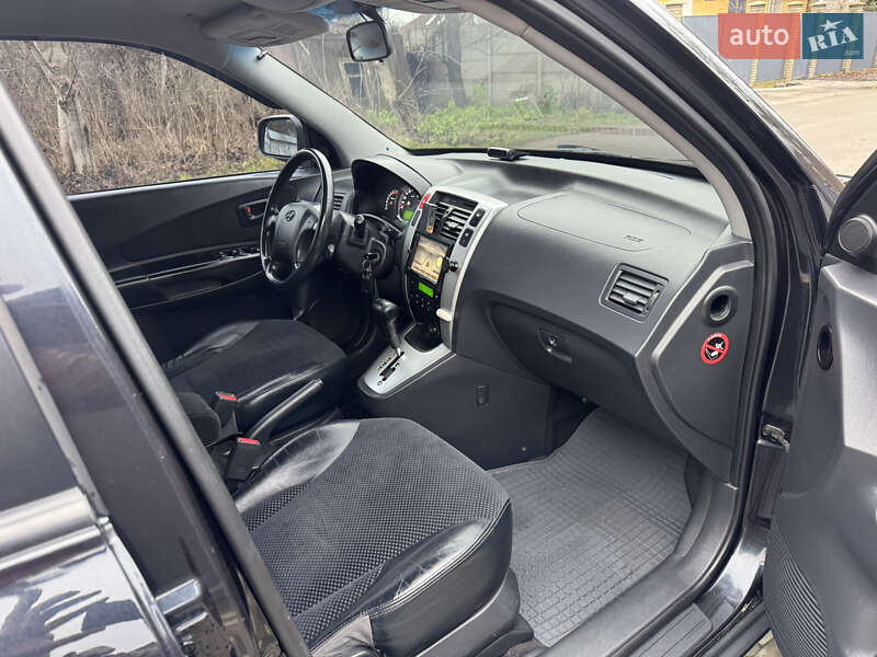 Позашляховик / Кросовер Hyundai Tucson 2008 в Києві фото 40 Позашляховик / Кросовер Hyundai Tucson 2008 в Києві
