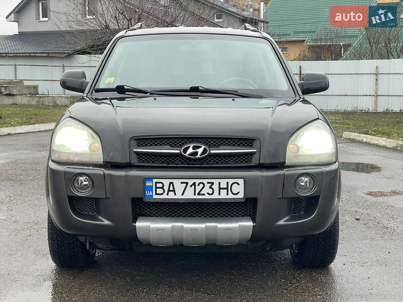 Позашляховик / Кросовер Hyundai Tucson 2006 в Лубнах