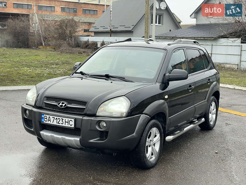 Позашляховик / Кросовер Hyundai Tucson 2006 в Лубнах
