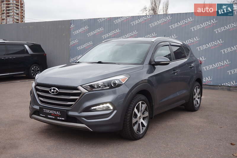Позашляховик / Кросовер Hyundai Tucson 2015 в Одесі