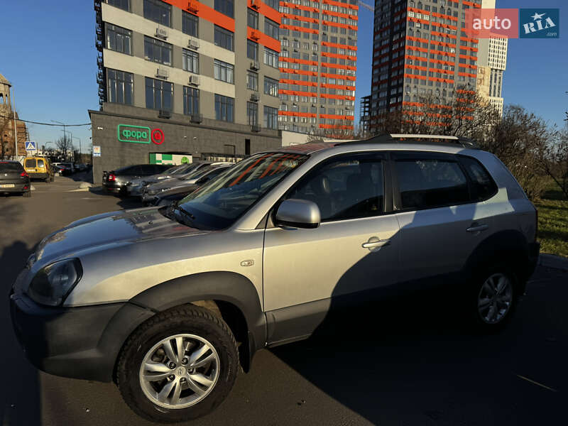 Позашляховик / Кросовер Hyundai Tucson 2013 в Києві