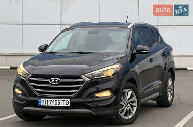 Позашляховик / Кросовер Hyundai Tucson 2015 в Білгороді-Дністровському