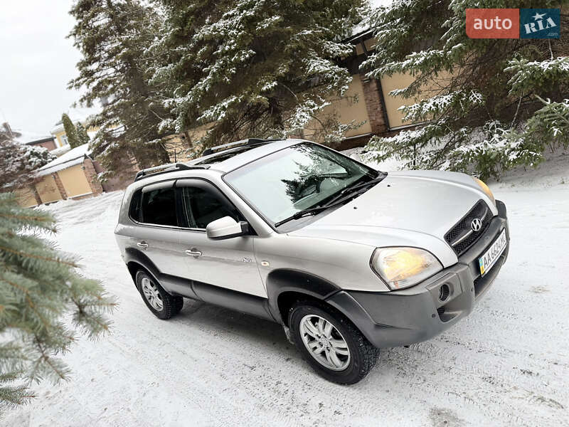 Позашляховик / Кросовер Hyundai Tucson 2006 в Києві