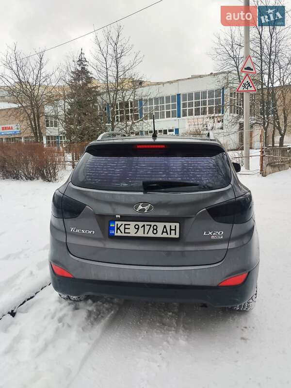 Позашляховик / Кросовер Hyundai Tucson 2012 в Дніпрі