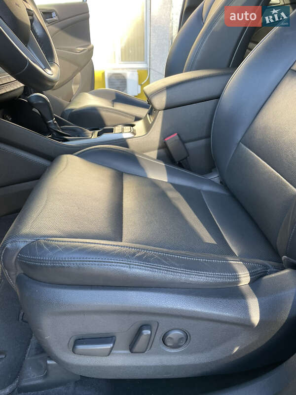 Позашляховик / Кросовер Hyundai Tucson 2016 в Ізмаїлі фото 48 Позашляховик / Кросовер Hyundai Tucson 2016 в Ізмаїлі