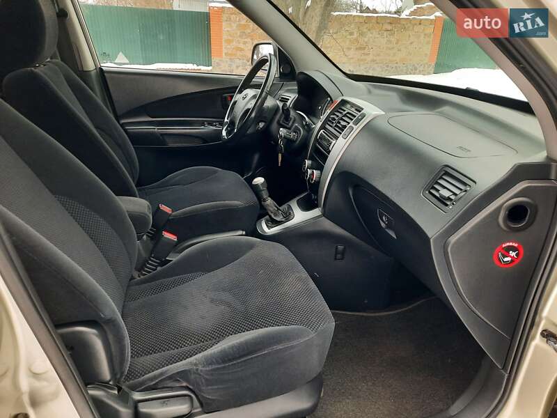 Позашляховик / Кросовер Hyundai Tucson 2006 в Полтаві