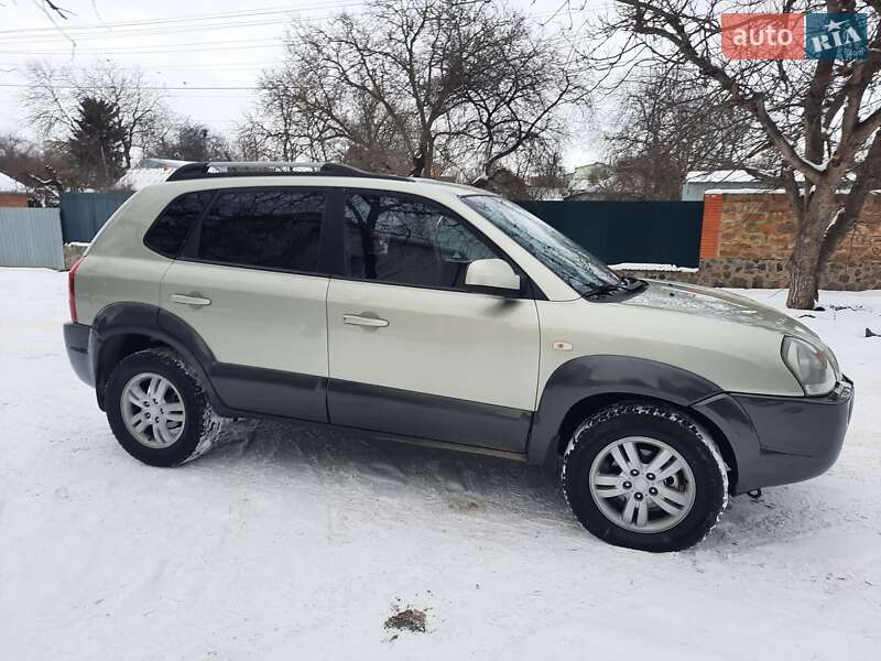 Позашляховик / Кросовер Hyundai Tucson 2006 в Полтаві