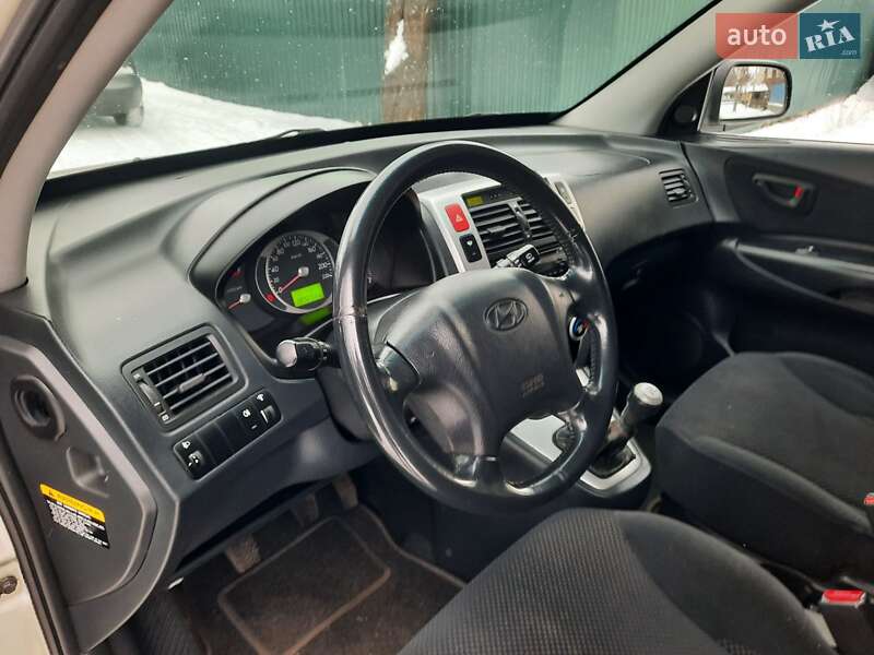 Позашляховик / Кросовер Hyundai Tucson 2006 в Полтаві