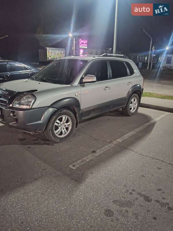 Позашляховик / Кросовер Hyundai Tucson 2008 в Краснограді