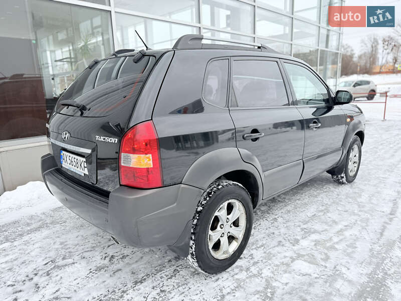 Внедорожник / Кроссовер Hyundai Tucson 2009 в Харькове