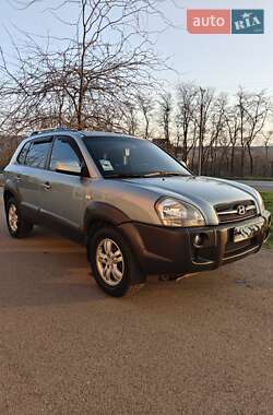 Позашляховик / Кросовер Hyundai Tucson 2006 в Кривому Розі