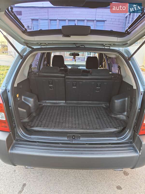 Внедорожник / Кроссовер Hyundai Tucson 2006 в Кривом Роге