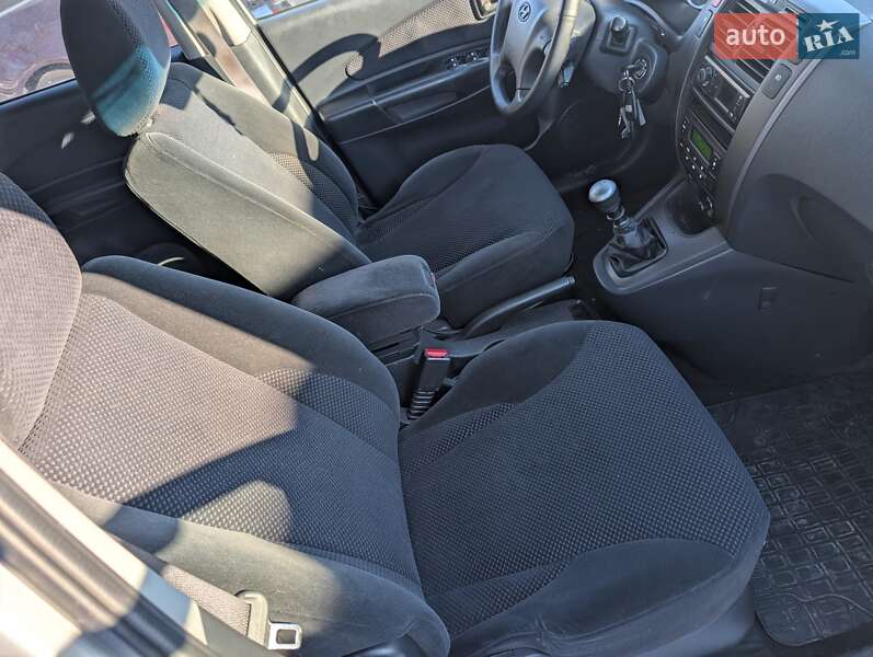 Внедорожник / Кроссовер Hyundai Tucson 2007 в Ровно