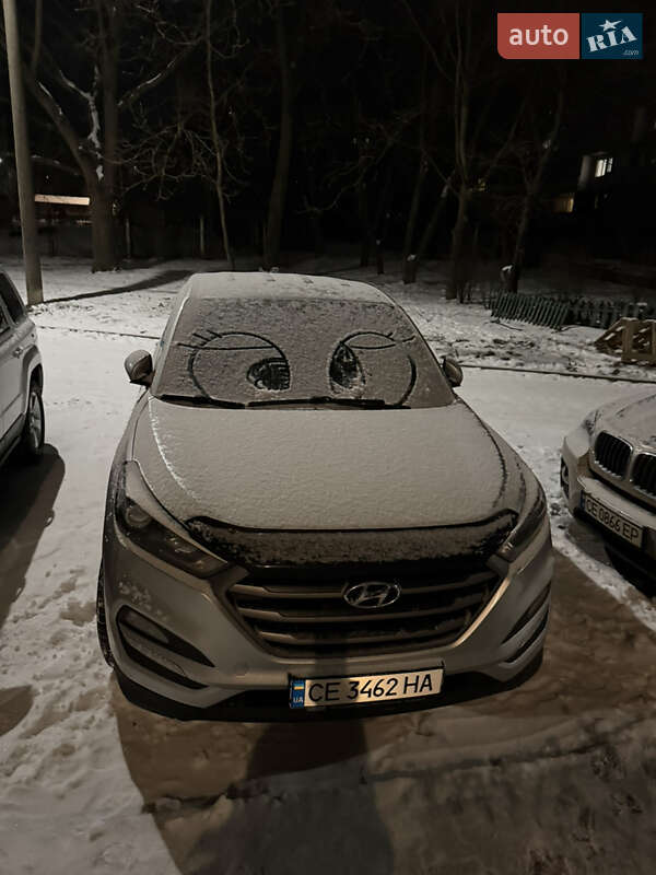 Позашляховик / Кросовер Hyundai Tucson 2016 в Чернівцях