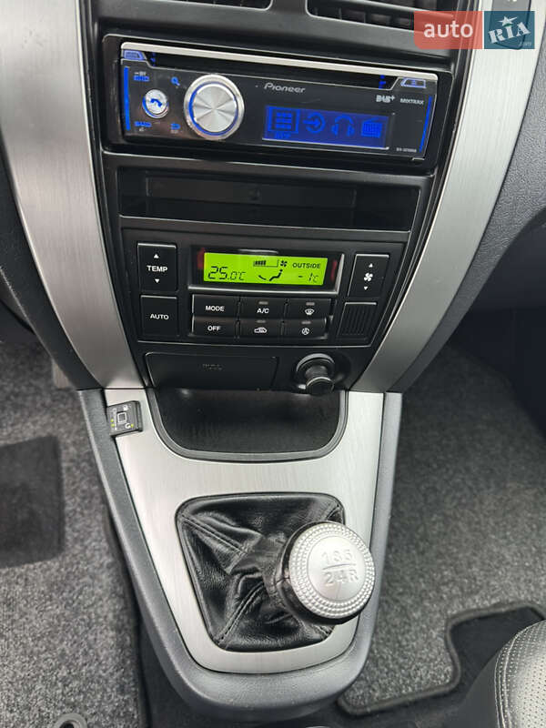 Позашляховик / Кросовер Hyundai Tucson 2009 в Слобожанському фото 39 Позашляховик / Кросовер Hyundai Tucson 2009 в Слобожанському