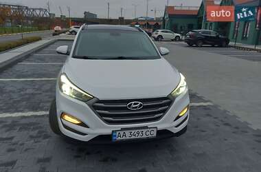Внедорожник / Кроссовер Hyundai Tucson 2015 в Ирпене