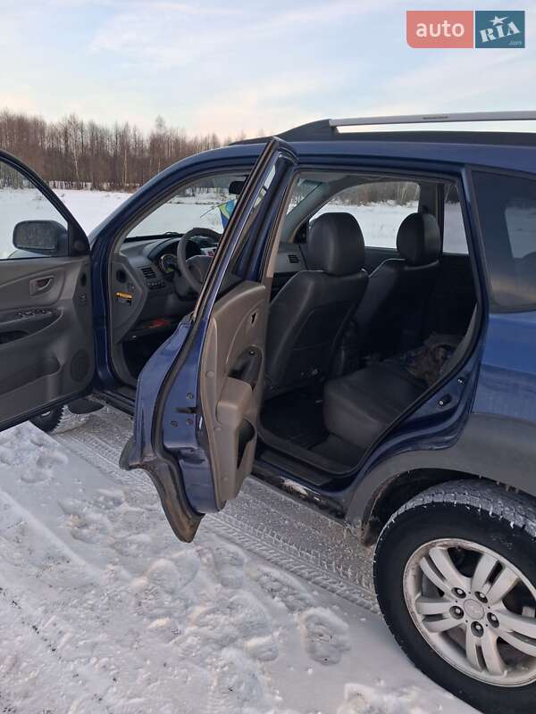 Внедорожник / Кроссовер Hyundai Tucson 2006 в Вараше