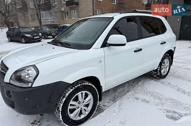 Позашляховик / Кросовер Hyundai Tucson 2011 в Харкові