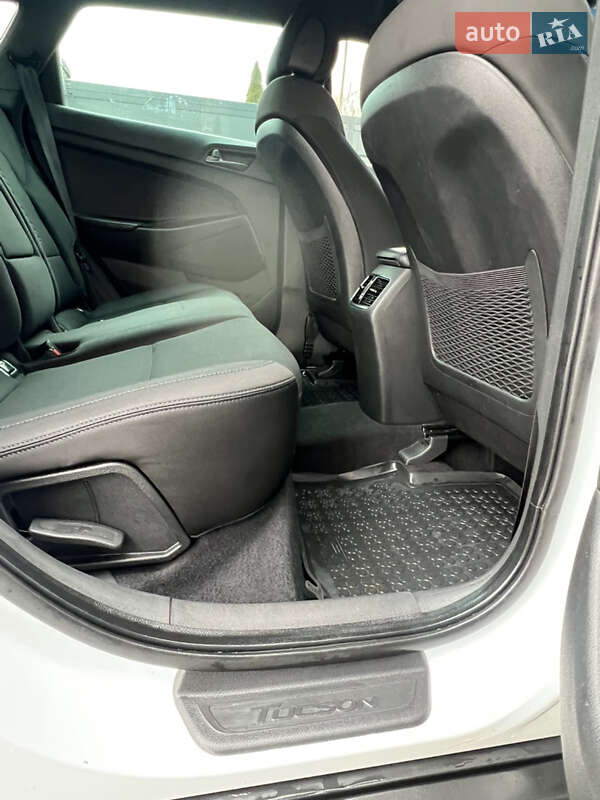 Внедорожник / Кроссовер Hyundai Tucson 2018 в Львове фото 34 Внедорожник / Кроссовер Hyundai Tucson 2018 в Львове