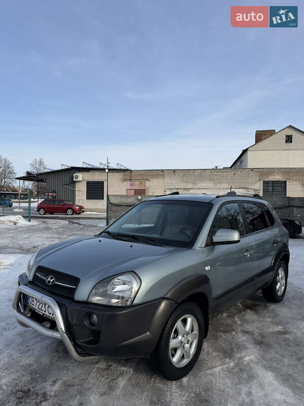 Внедорожник / Кроссовер Hyundai Tucson 2005 в Чернигове